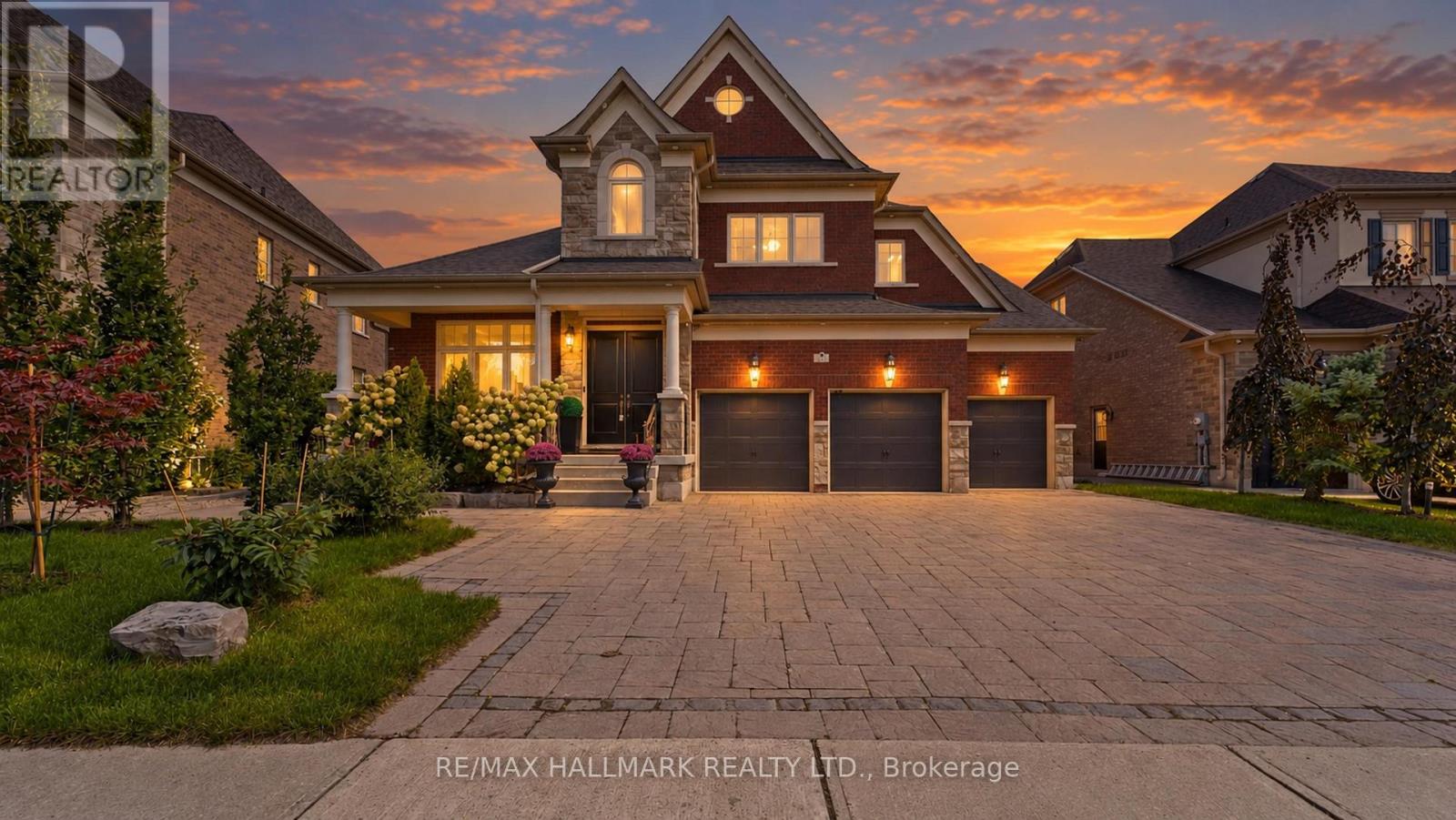 21 Skyline Trail, King, Ontario  L7B 0A1 - Photo 1 - N13782562