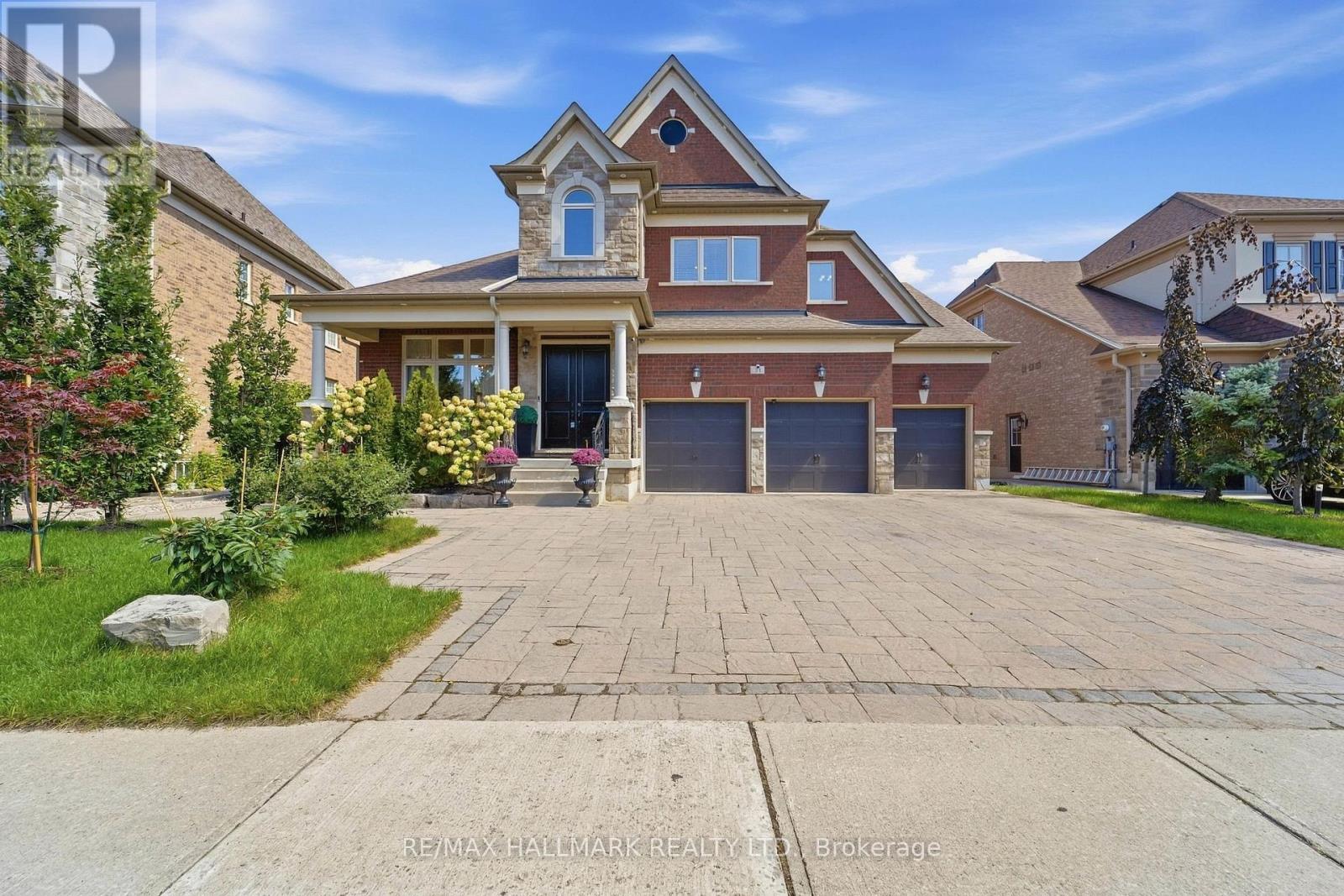 21 Skyline Trail, King, Ontario  L7B 0A1 - Photo 2 - N13782562