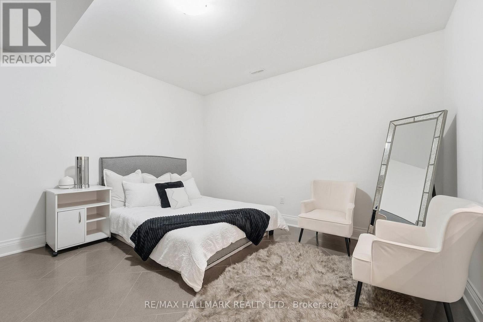 21 Skyline Trail, King, Ontario  L7B 0A1 - Photo 32 - N13782562