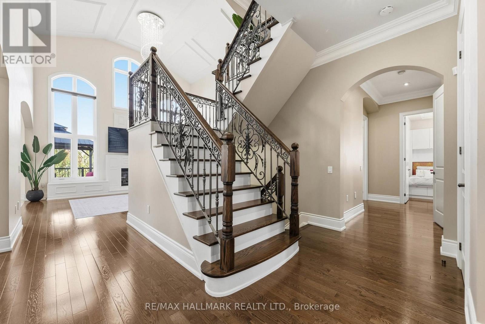 21 Skyline Trail, King, Ontario  L7B 0A1 - Photo 5 - N13782562