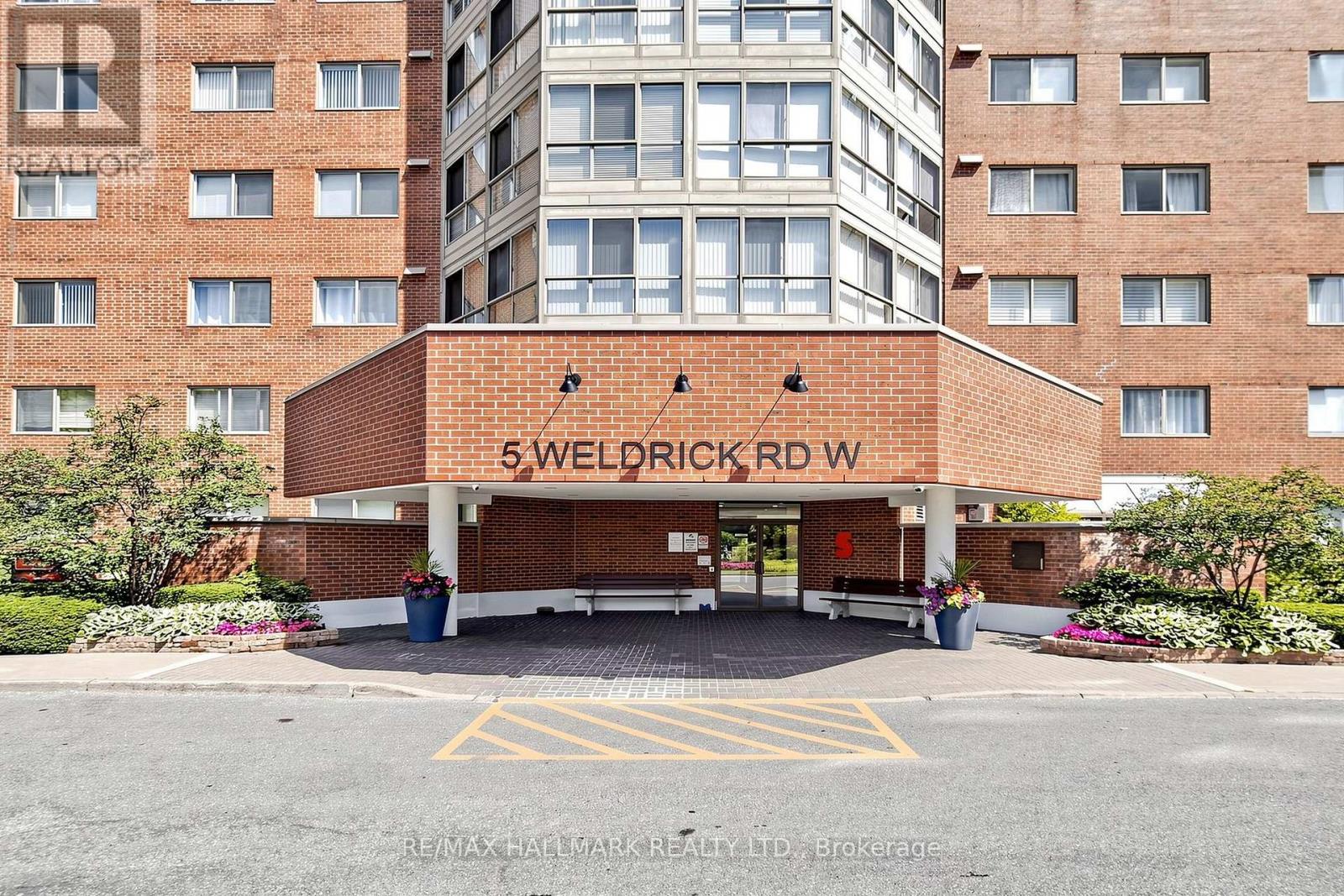 702 - 5 Weldrick Road W, Richmond Hill, Ontario  L4C 8S9 - Photo 13 - N13782680