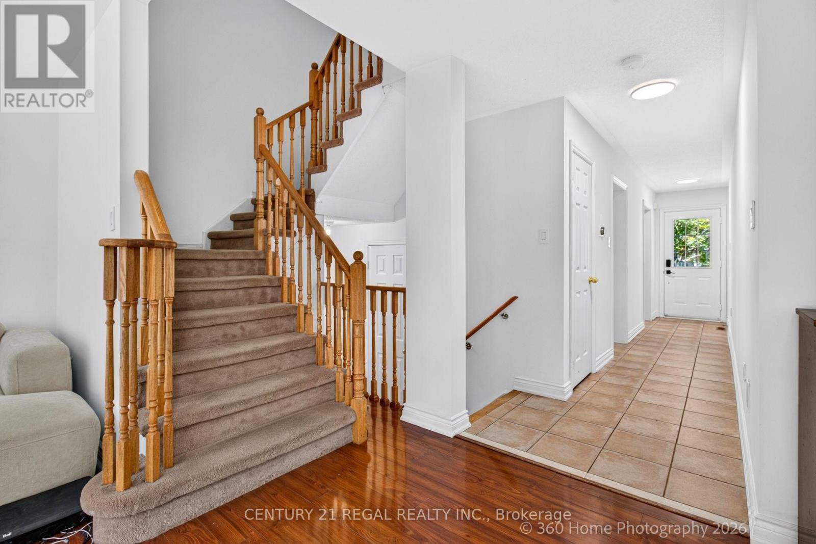 352 Flagstone Way, Newmarket, Ontario  L3X 2R3 - Photo 7 - N13782682