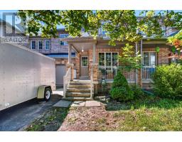 352 FLAGSTONE WAY, Newmarket, Ontario