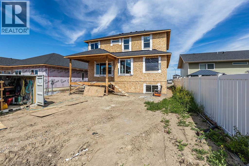918 Memorial Drive Se, Redcliff, Alberta  T0J 2P0 - Photo 38 - A2328049