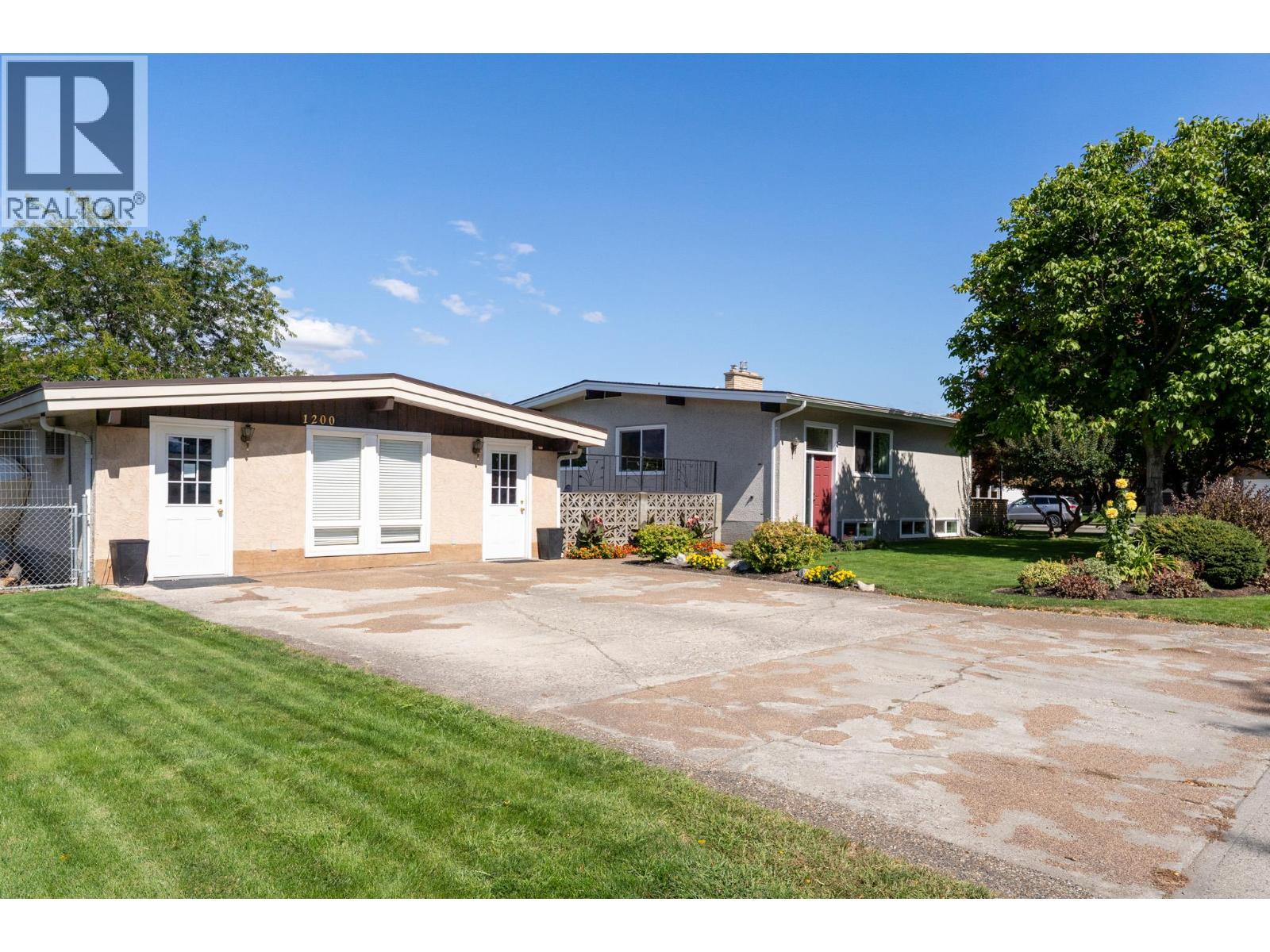 1306 Lombardy Square, Kelowna, British Columbia  V1Y 3S4 - Photo 33 - 10399152