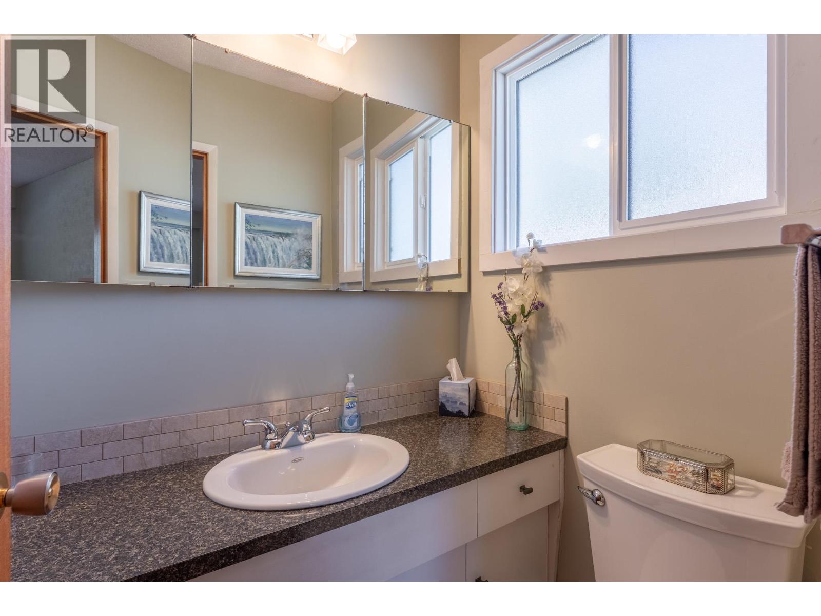 1306 Lombardy Square, Kelowna, British Columbia  V1Y 3S4 - Photo 13 - 10399152