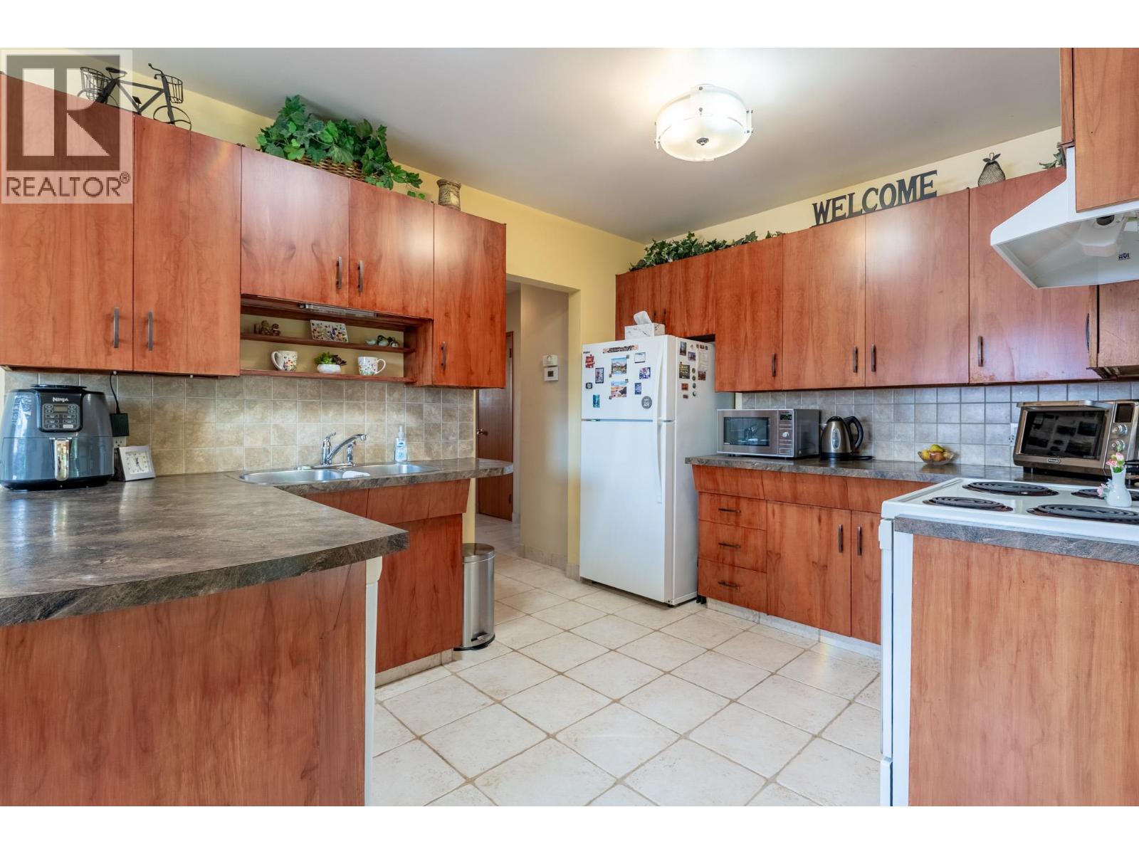 1306 Lombardy Square, Kelowna, British Columbia  V1Y 3S4 - Photo 6 - 10399152