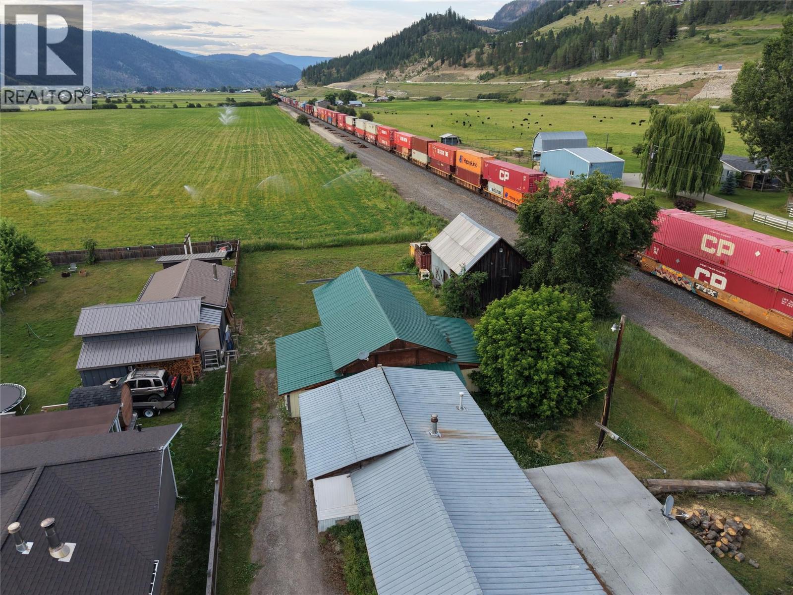 5708 Vla Road, Chase, British Columbia  V0E 1M1 - Photo 17 - 10400180