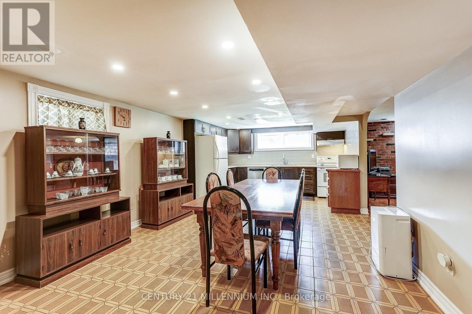 239 Driftwood Avenue, Toronto, Ontario M3N 2N4 - Photo 39 - W13782528