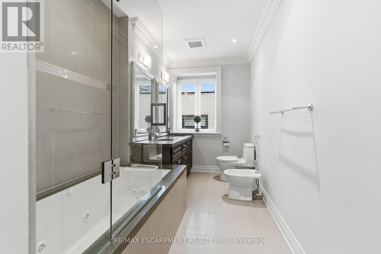 1366 Wilson Avenue, Mississauga, Ontario  L5G 3K2 - Photo 32 - W13782620
