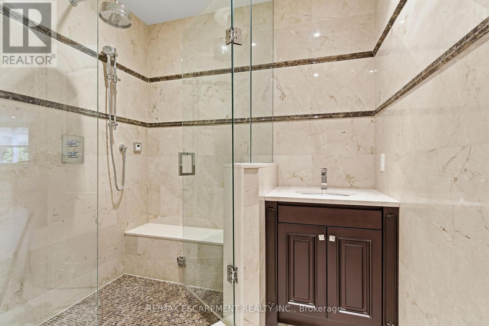 1366 Wilson Avenue, Mississauga, Ontario  L5G 3K2 - Photo 40 - W13782676