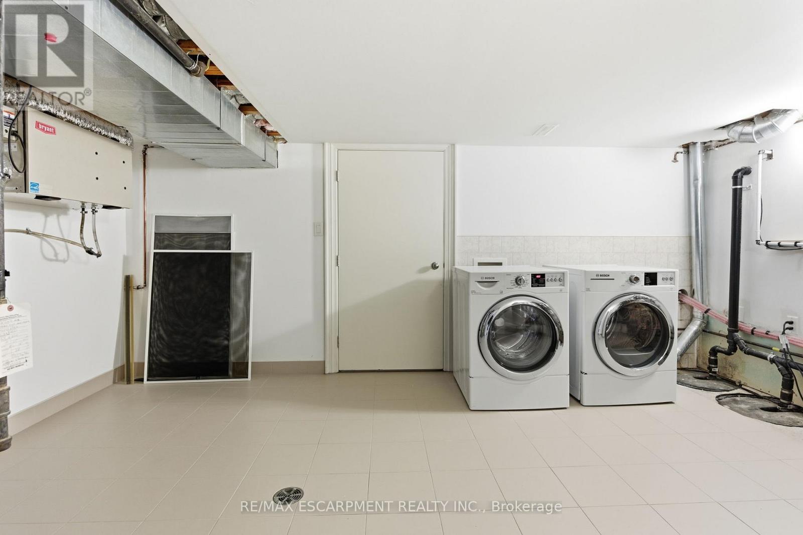 1366 Wilson Avenue, Mississauga, Ontario  L5G 3K2 - Photo 41 - W13782676