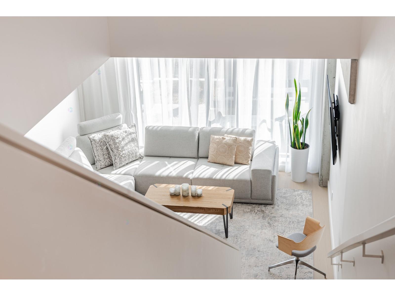 1900 Rue Suzanne-Coallier|#108 Montréal (Saint-Laurent) Quebec Canada H4M0A8 3
