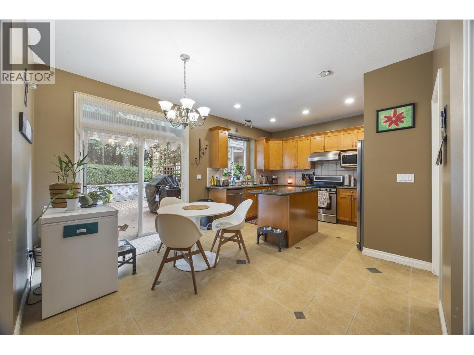 115 Eagle Pass, Port Moody, British Columbia  V3H 5E8 - Photo 9 - R3164957