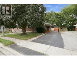 115 TENTH Avenue, Brantford, Ontario
