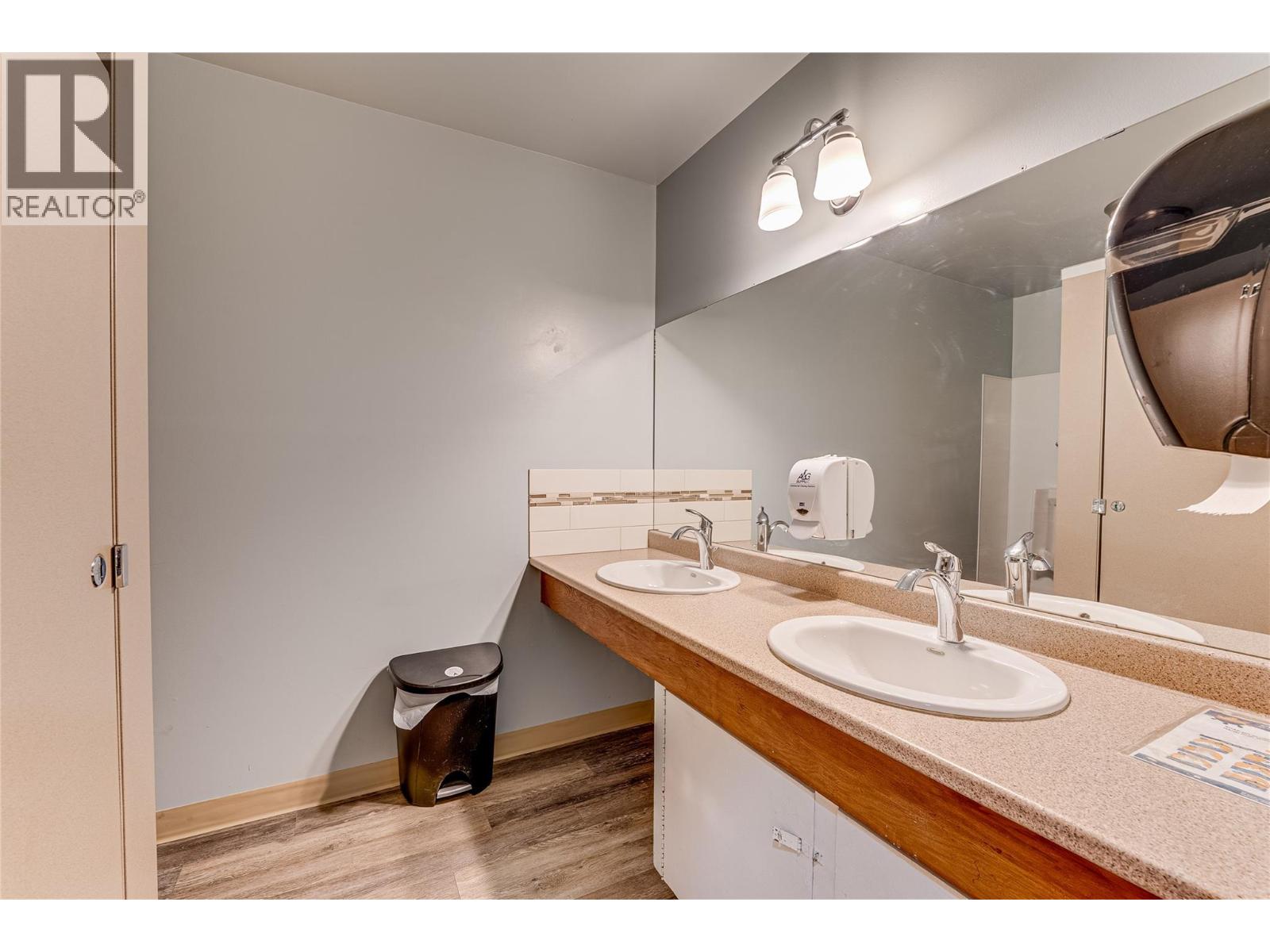 3301 Coldstream Avenue, Vernon, British Columbia  V1T 1Y1 - Photo 22 - 10371807