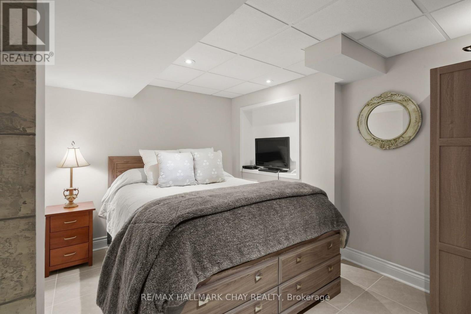 8 Grassington Crescent, Brampton, Ontario  L6S 1Z6 - Photo 32 - W13782546