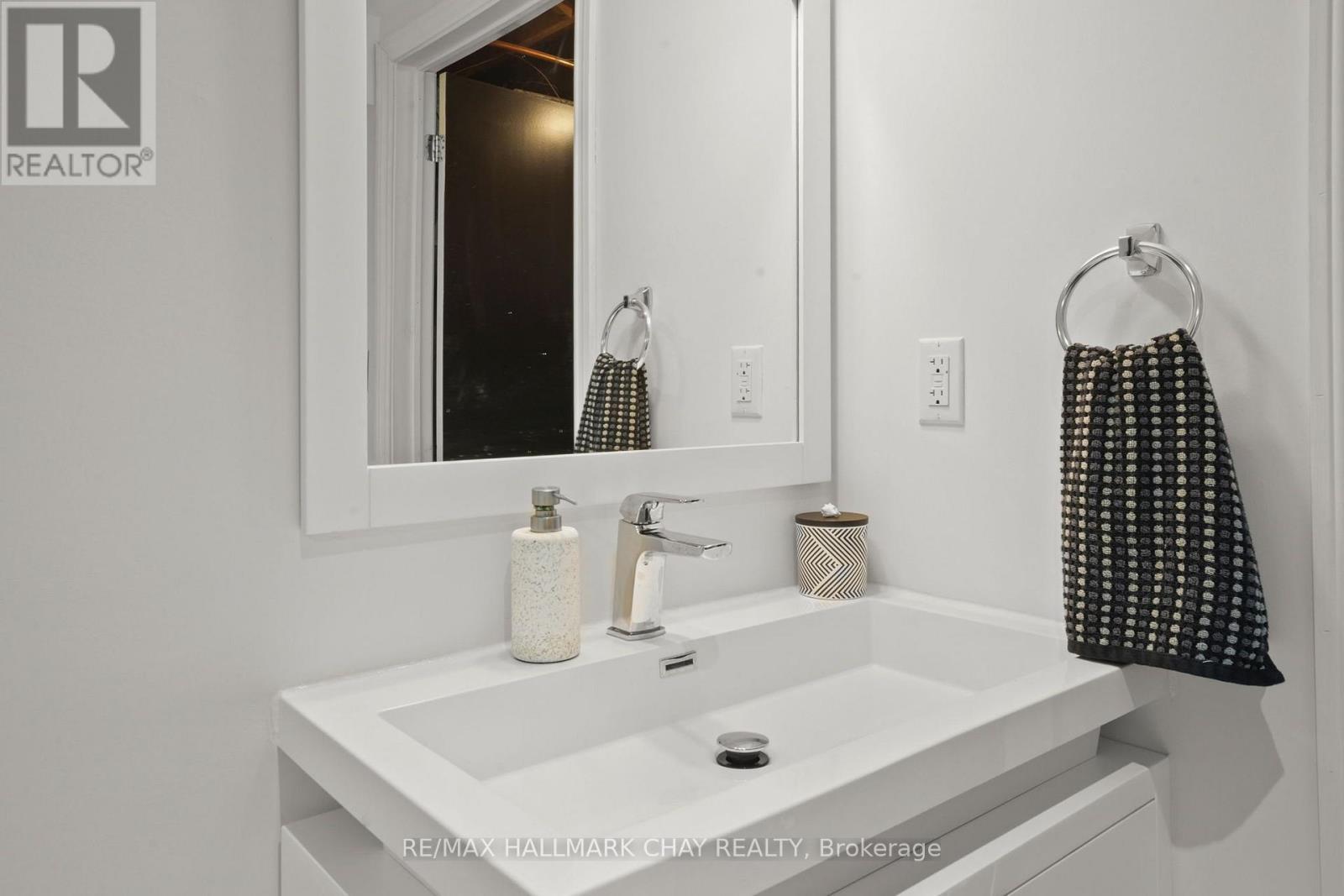 8 Grassington Crescent, Brampton, Ontario  L6S 1Z6 - Photo 35 - W13782546