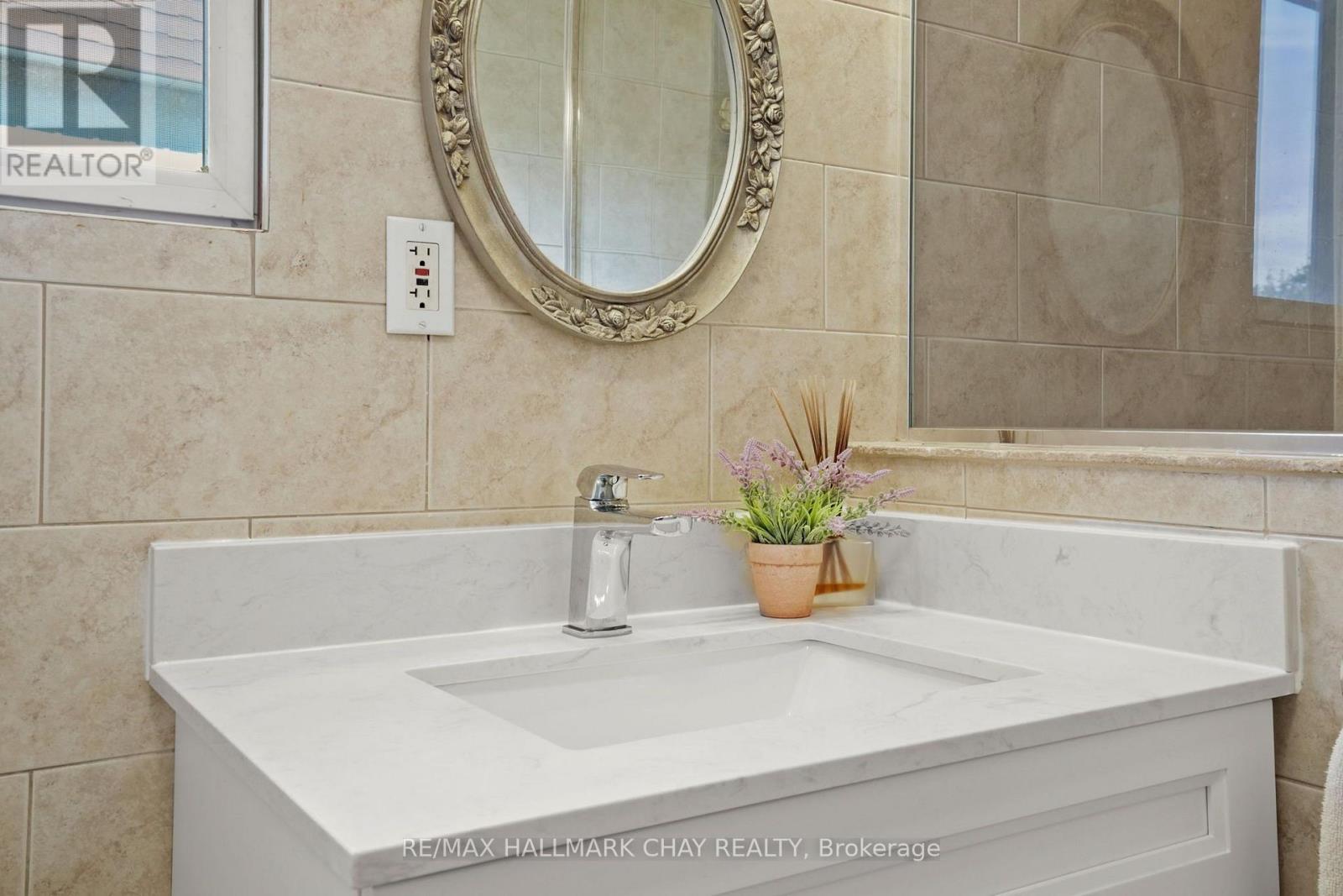 8 Grassington Crescent, Brampton, Ontario  L6S 1Z6 - Photo 24 - W13782546
