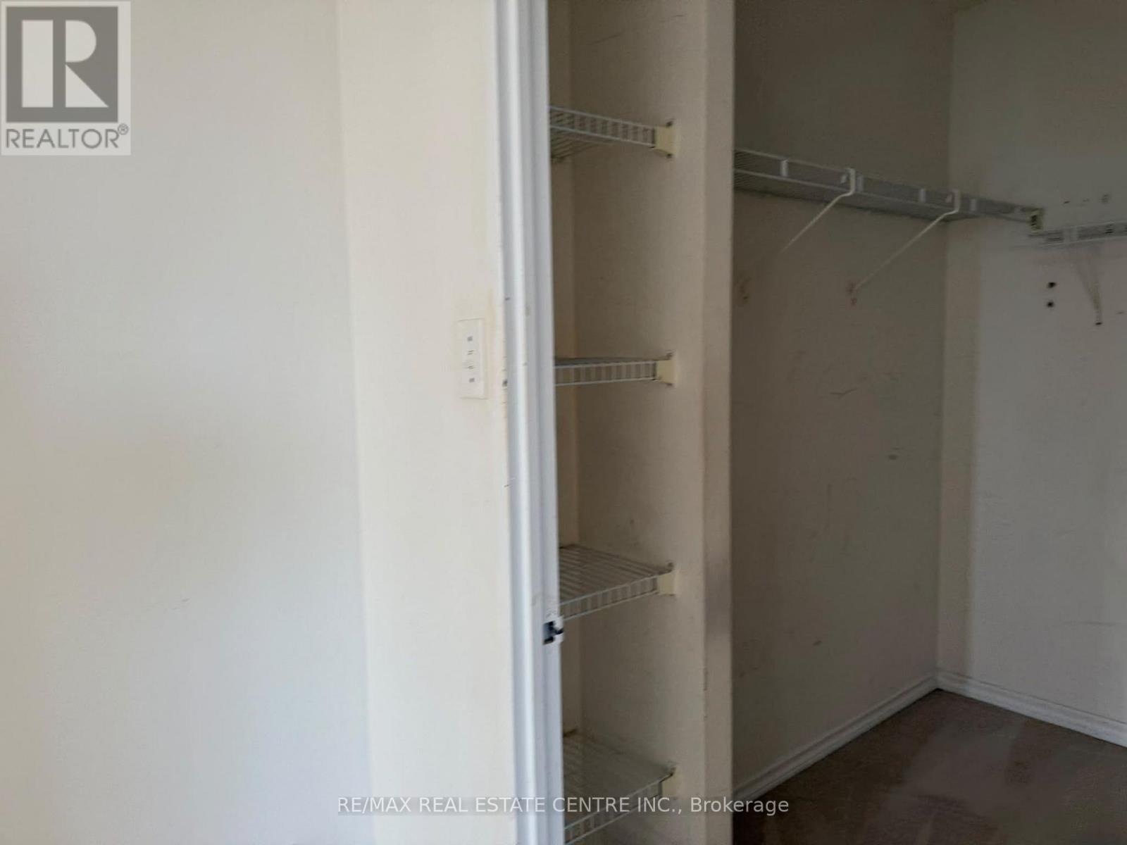 504 - 285 Enfield Place, Mississauga, Ontario  L5B 3Y7 - Photo 6 - W13767438