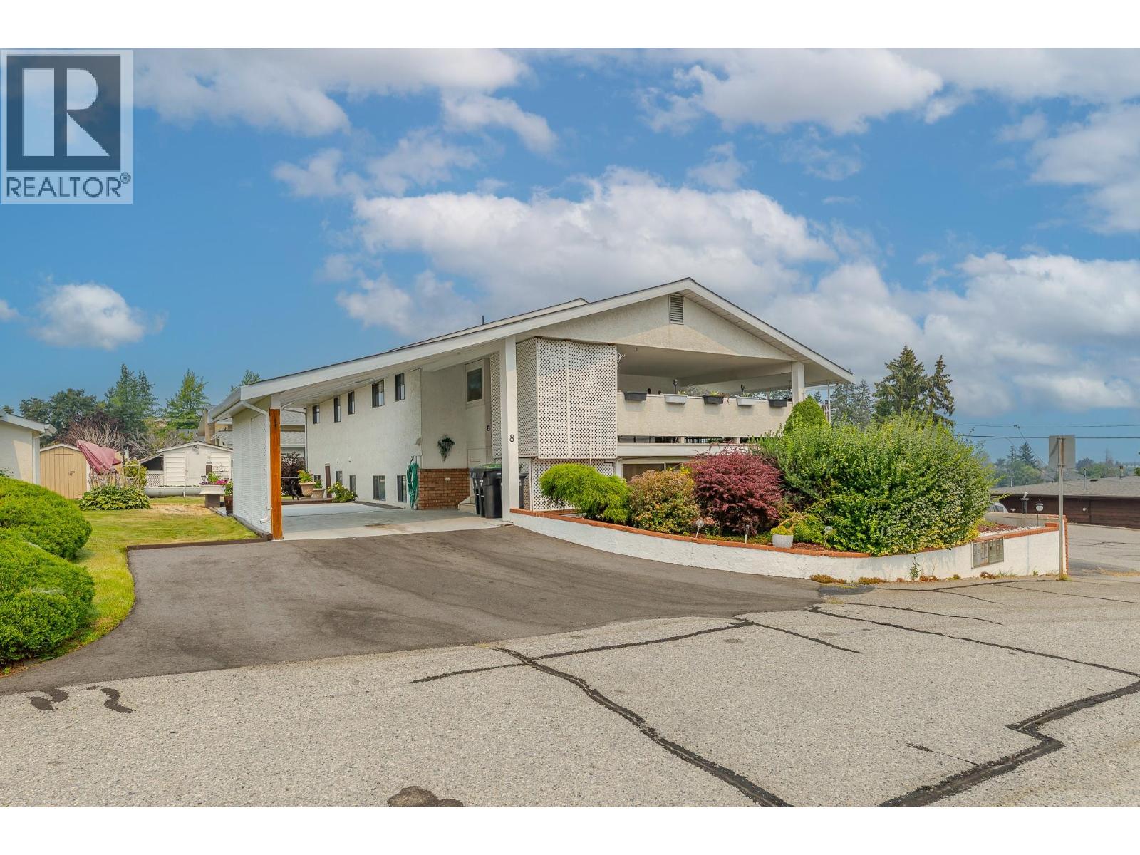 8 - 8704 Purves Road, Main Town, Summerland 