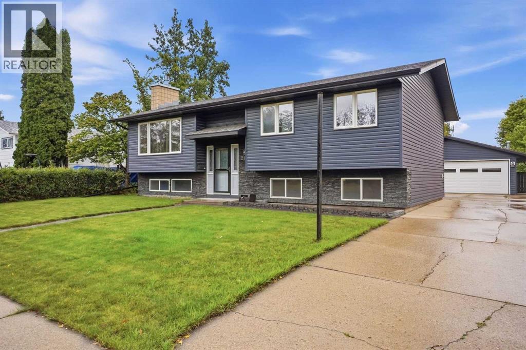 21 Wilkins Green, Red Deer, Alberta  T4N 5W9 - Photo 1 - A2345000