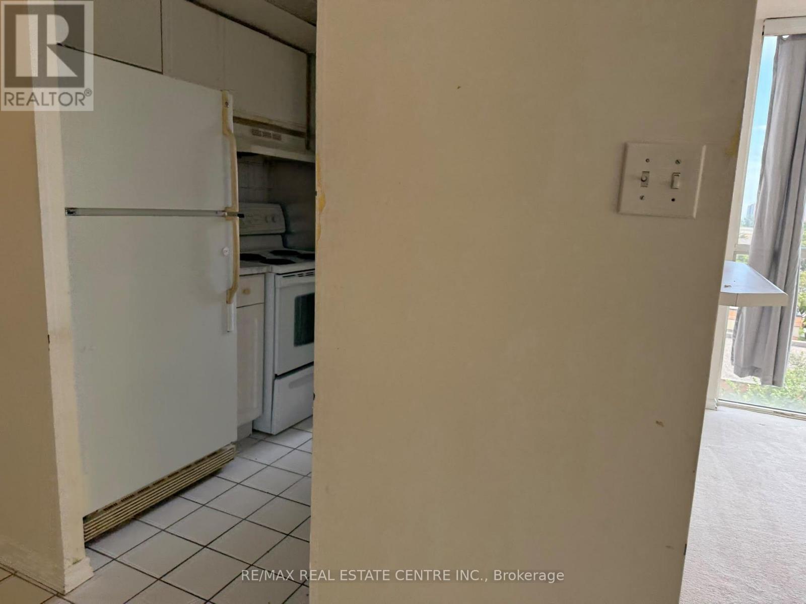 504 - 285 Enfield Place, Mississauga, Ontario  L5B 3Y7 - Photo 13 - W13767438