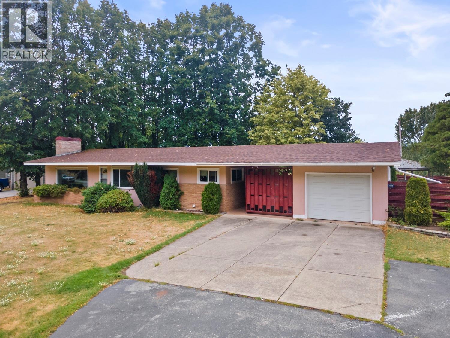 109 36th Avenue N, Erickson, British Columbia V0B 1G1 - Photo 1 - 10400434