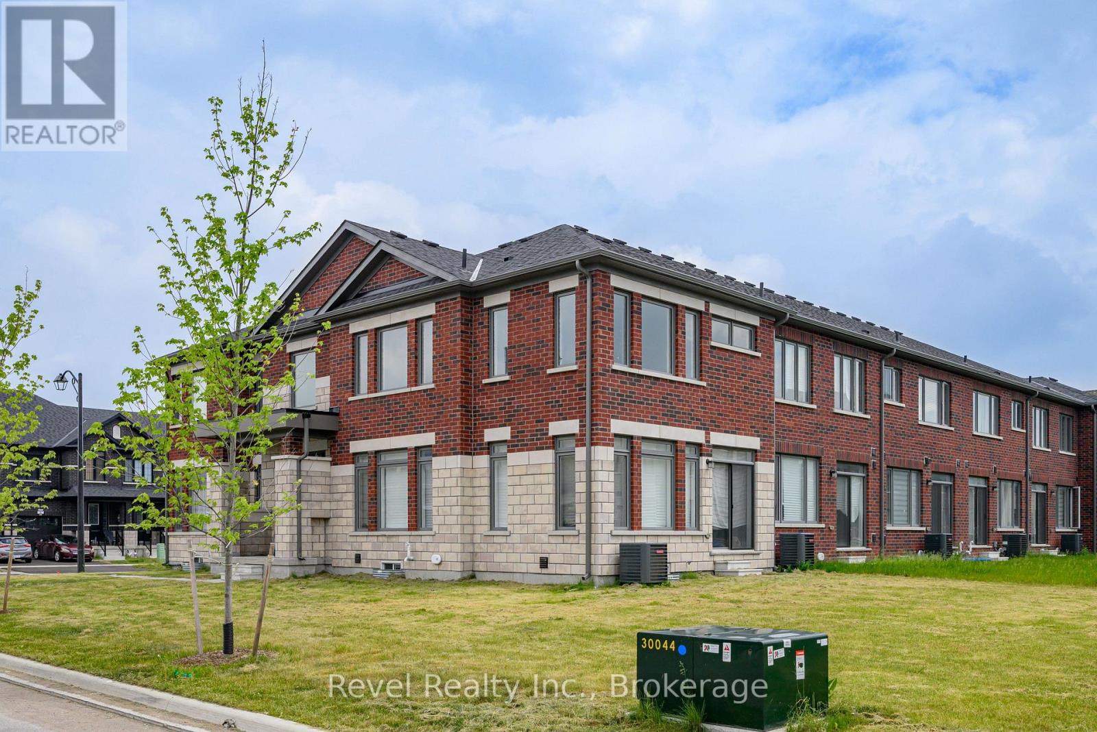1 Keenan Street, Kawartha Lakes, Ontario  K9V 6K2 - Photo 5 - X13782778