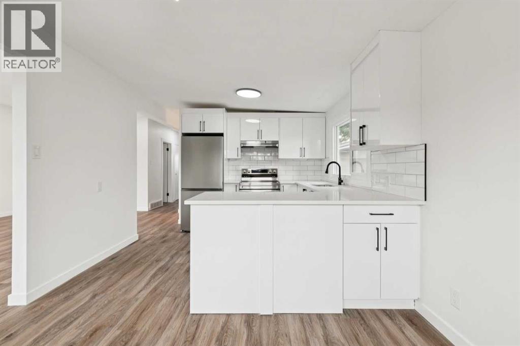 5930 Trollinger Street Ne, Calgary, Alberta  T2K 3W6 - Photo 14 - A2342875