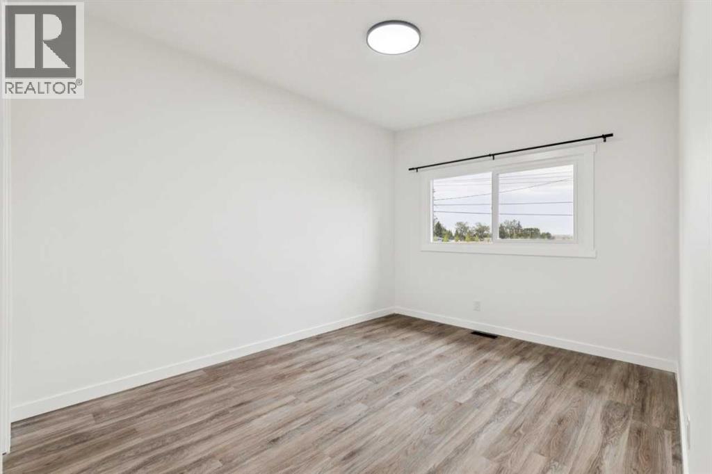 5930 Trollinger Street Ne, Calgary, Alberta  T2K 3W6 - Photo 15 - A2342875