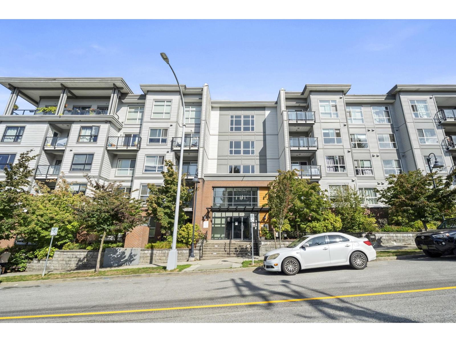 216 13733 107a Avenue, Surrey, British Columbia  V3T 0B7 - Photo 2 - R3165221