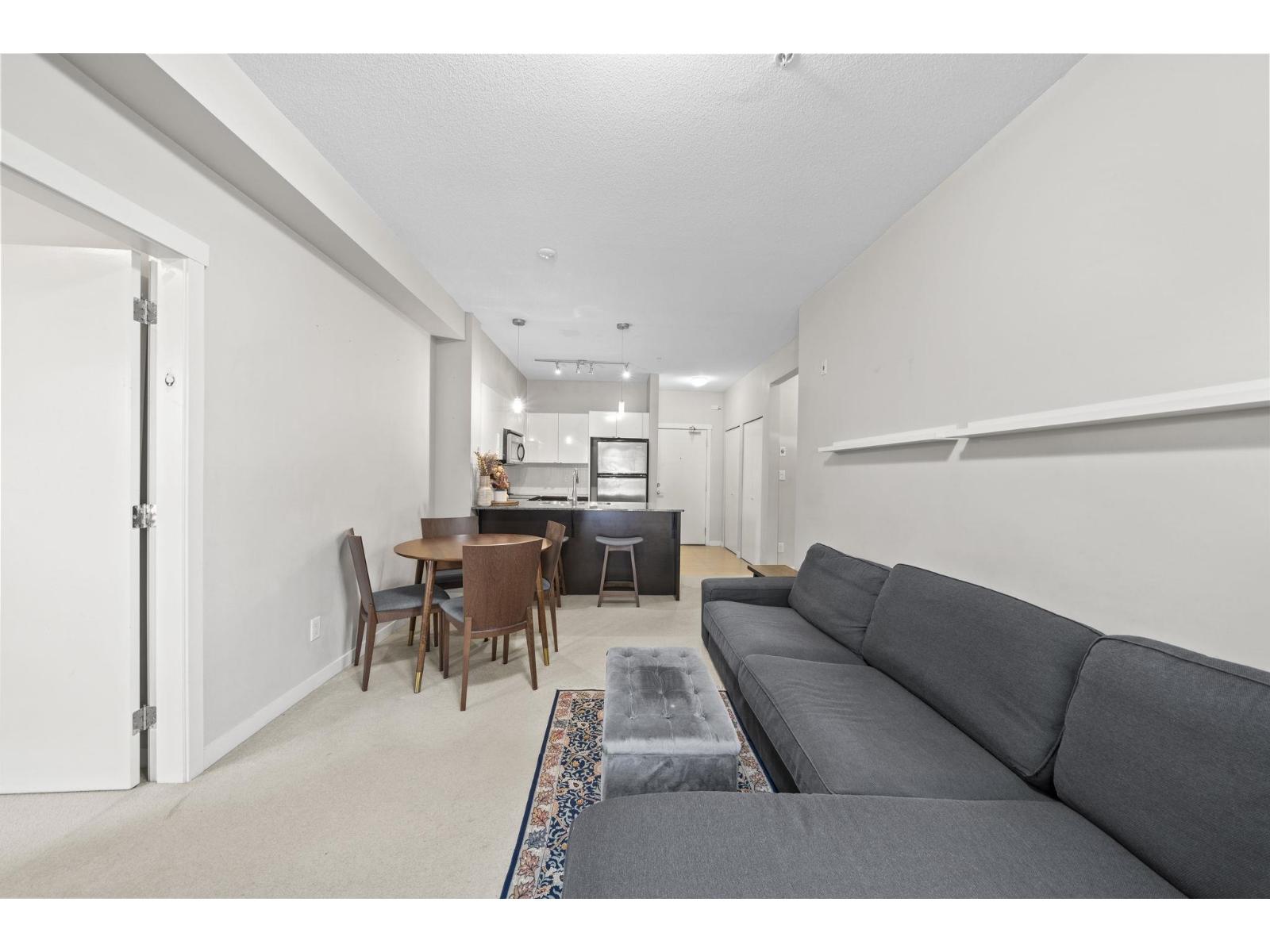 216 13733 107a Avenue, Surrey, British Columbia  V3T 0B7 - Photo 4 - R3165221