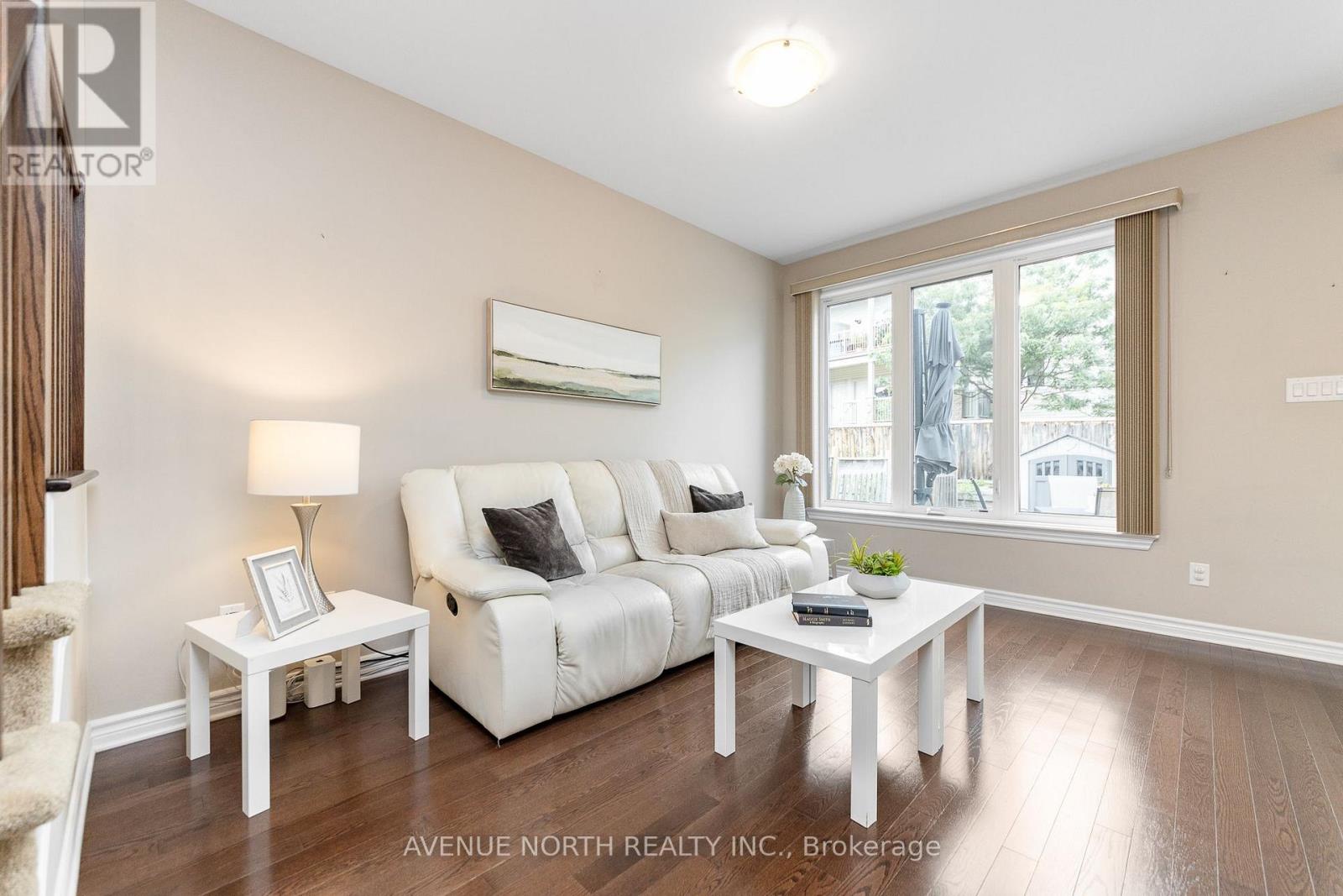 299 Wood Acres Grove, Ottawa, Ontario  K1T 0B3 - Photo 14 - X13782770