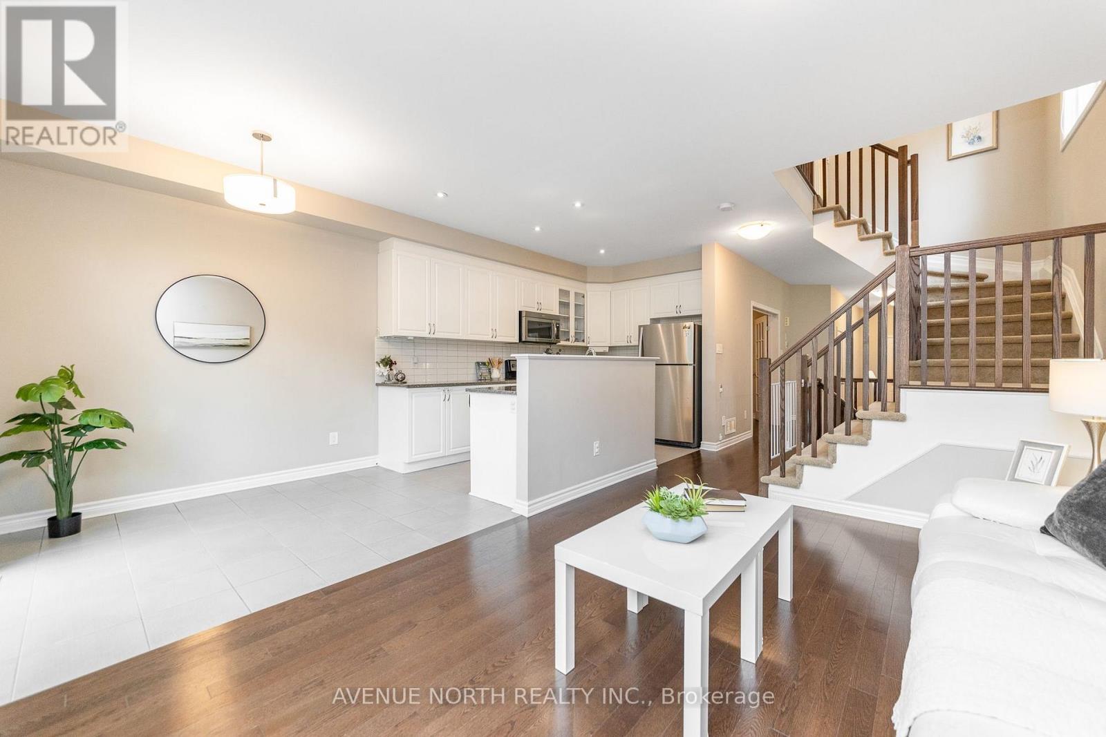 299 Wood Acres Grove, Ottawa, Ontario  K1T 0B3 - Photo 18 - X13782770
