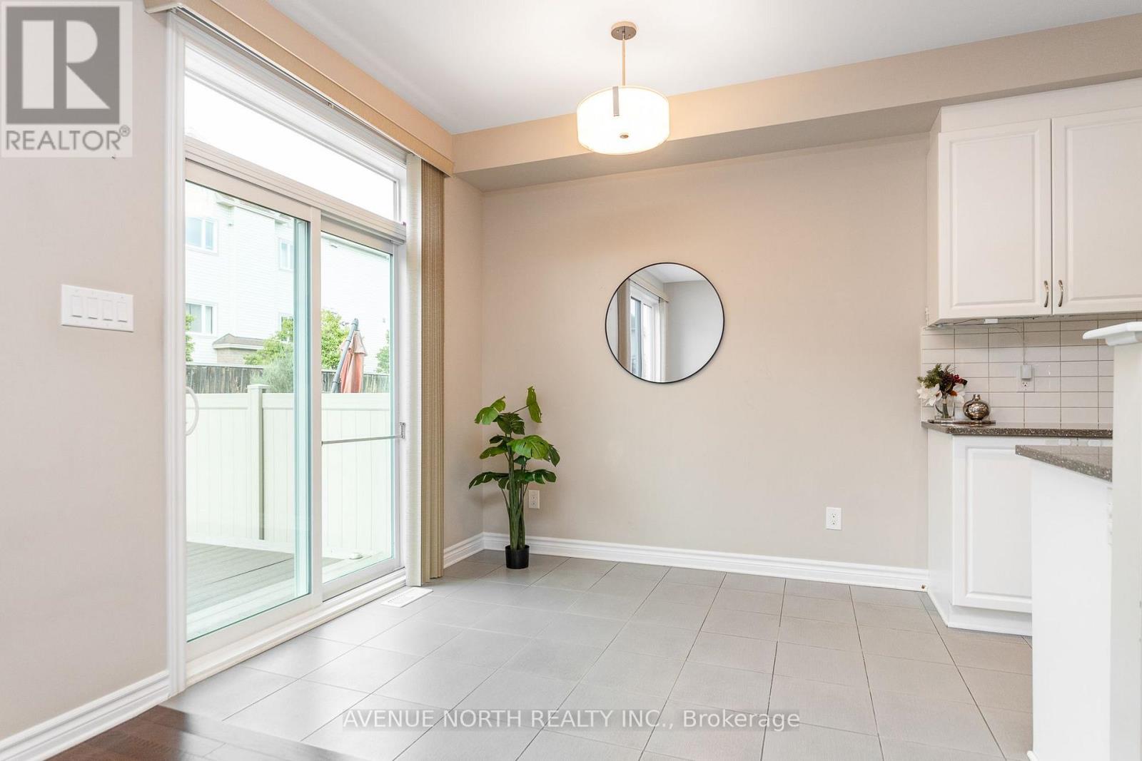299 Wood Acres Grove, Ottawa, Ontario  K1T 0B3 - Photo 19 - X13782770