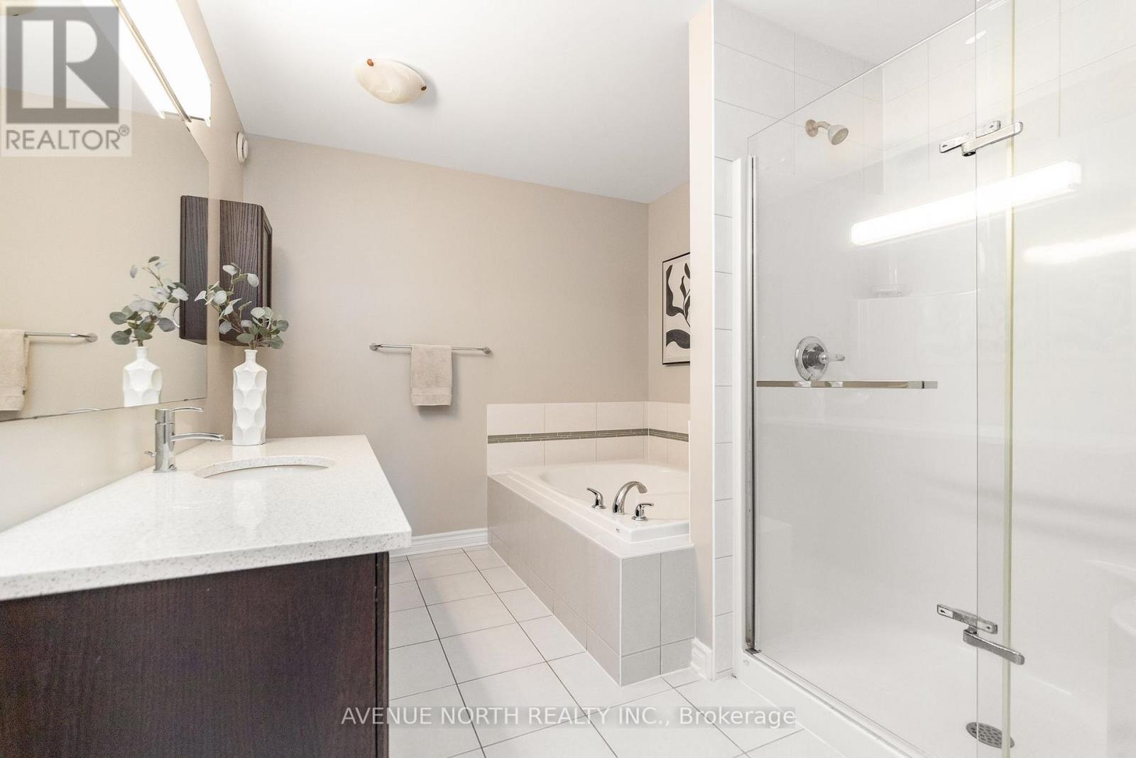 299 Wood Acres Grove, Ottawa, Ontario  K1T 0B3 - Photo 26 - X13782770