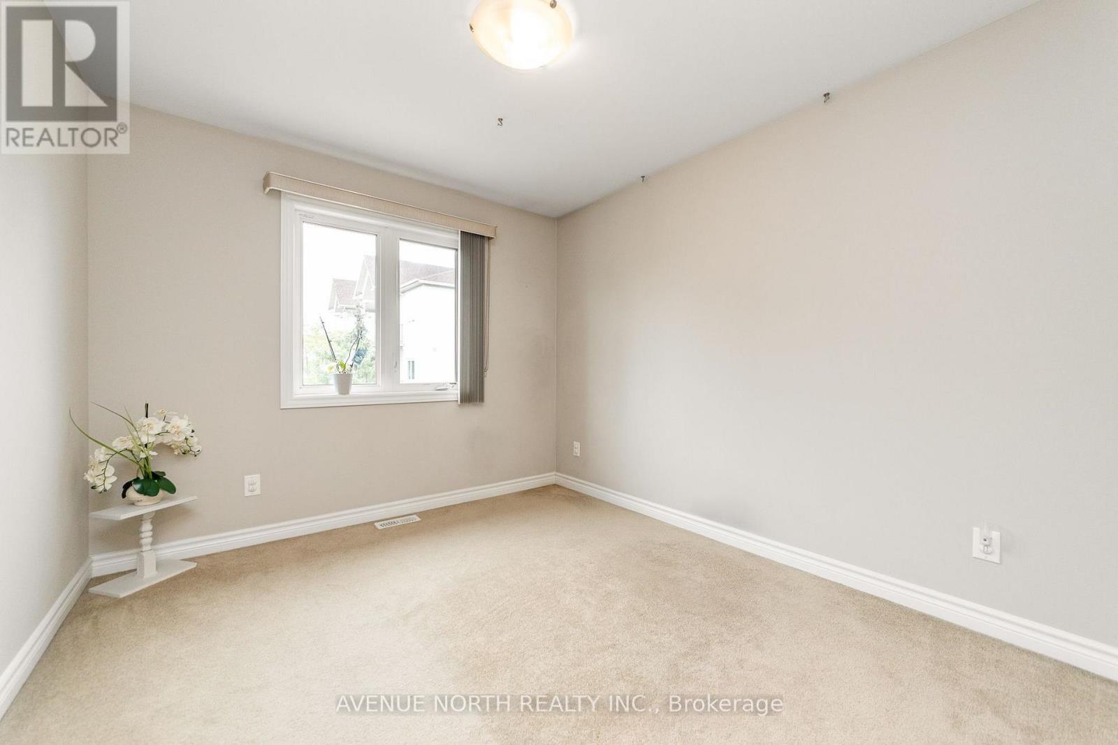 299 Wood Acres Grove, Ottawa, Ontario  K1T 0B3 - Photo 31 - X13782770