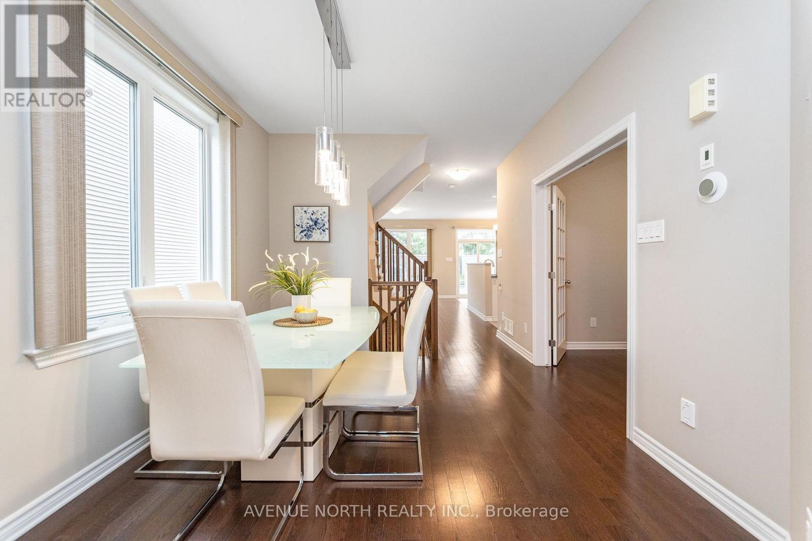 299 Wood Acres Grove, Ottawa, Ontario  K1T 0B3 - Photo 7 - X13782770