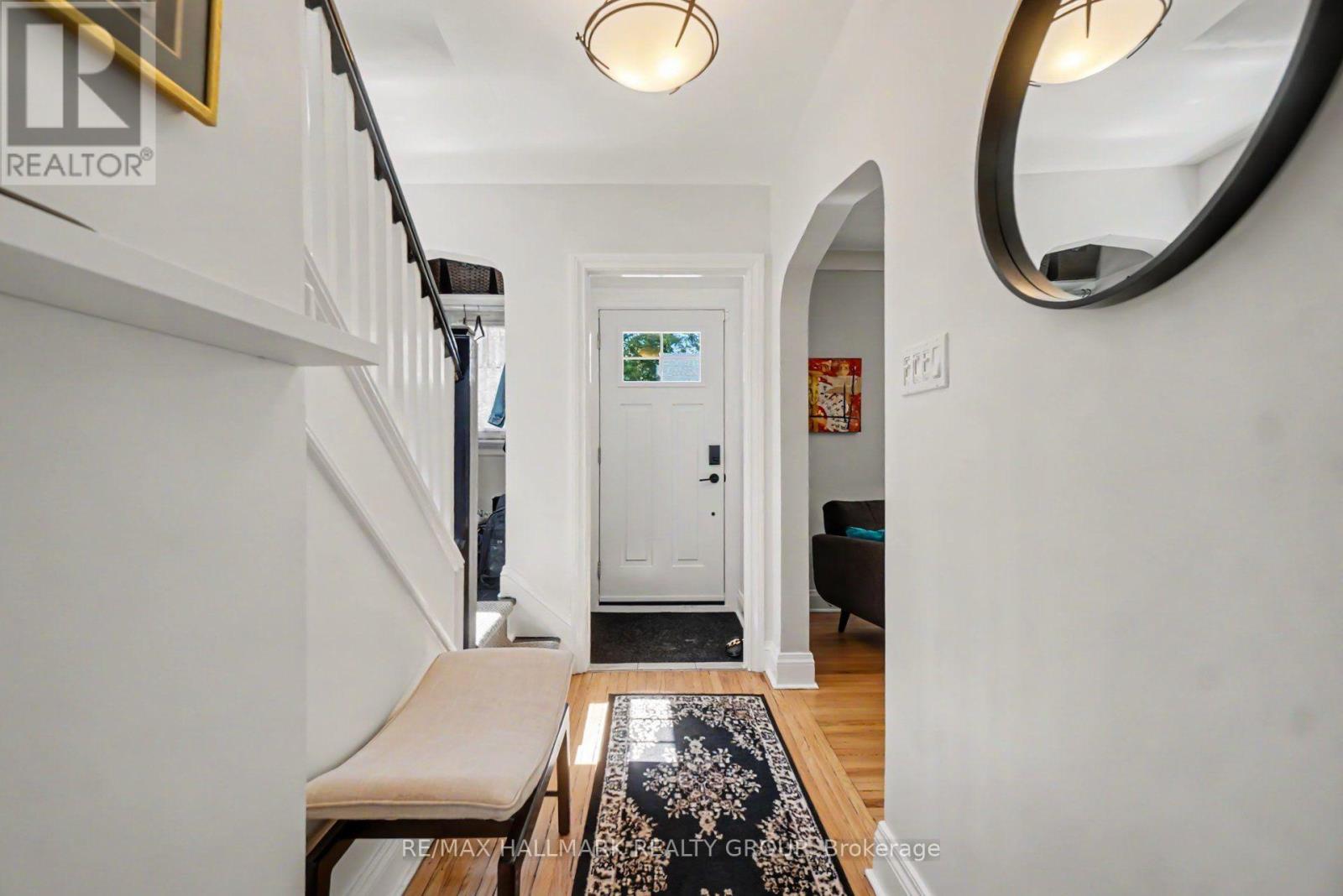 407 Eden Avenue, Ottawa, Ontario  K1Z 5J1 - Photo 3 - X13782814