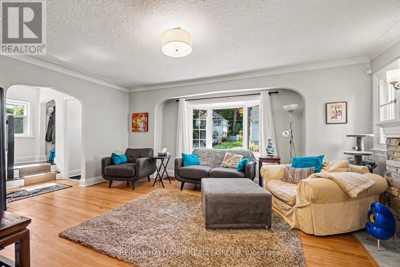 407 Eden Avenue, Ottawa, Ontario  K1Z 5J1 - Photo 5 - X13782814