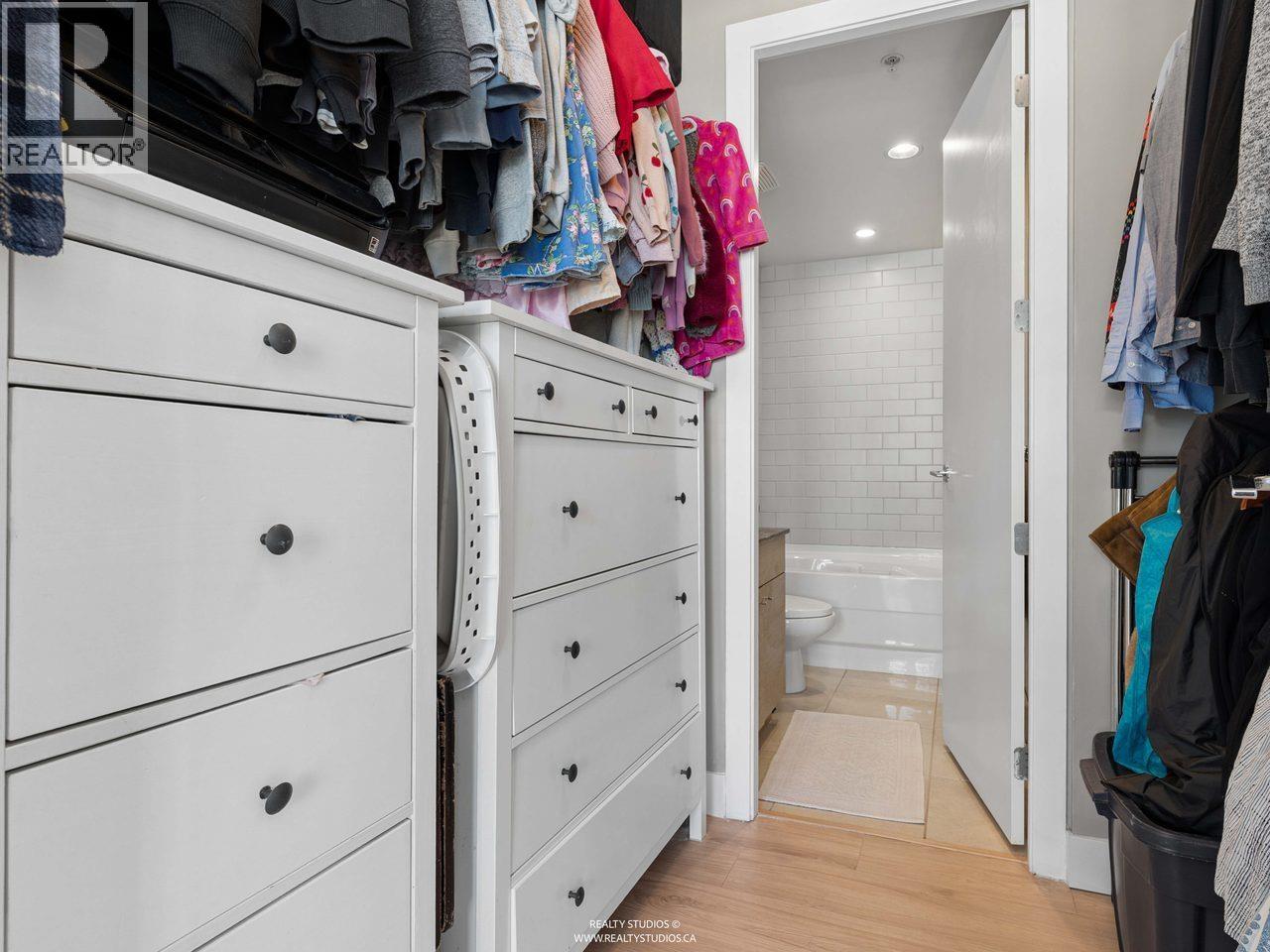 901 9300 University Crescent, Burnaby, British Columbia  V5A 4X9 - Photo 14 - R3165160