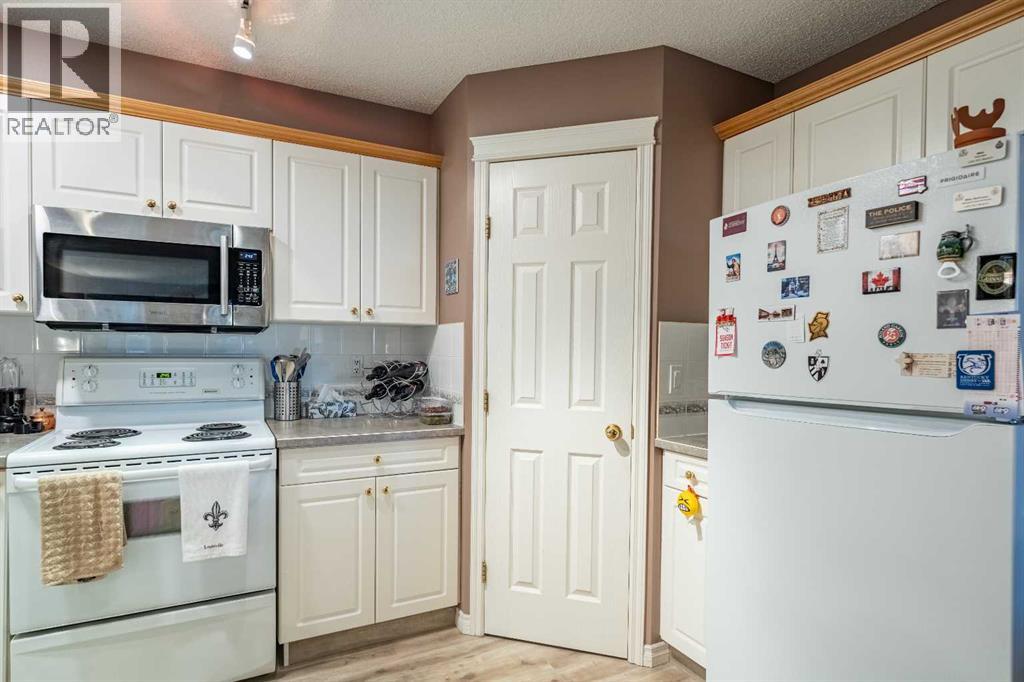 2108, 7451 Springbank Boulevard Sw, Calgary, Alberta  T3H 4K5 - Photo 7 - A2344425