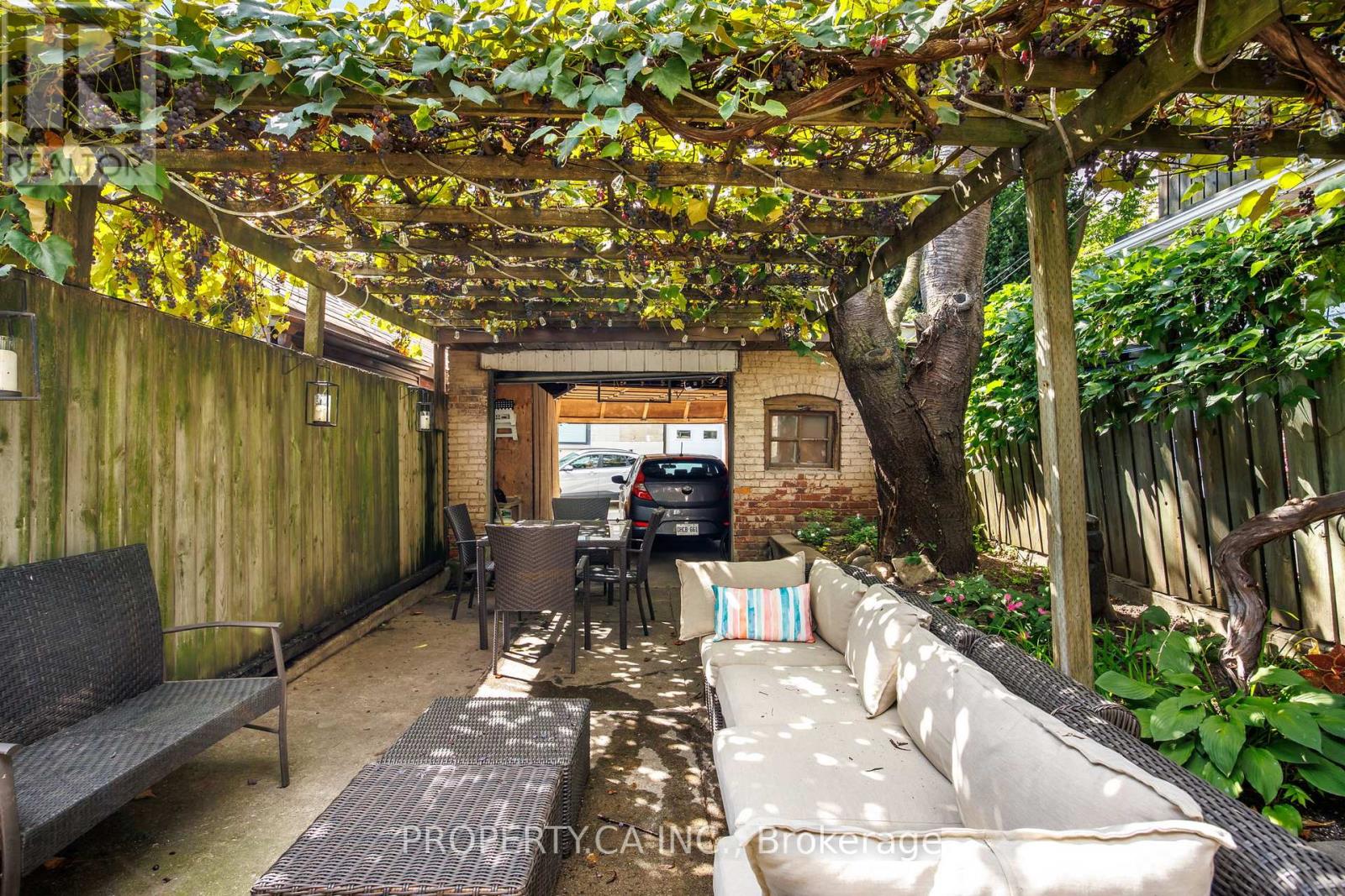 195 Niagara Street, Toronto, Ontario  M5V 1C9 - Photo 12 - C13782760