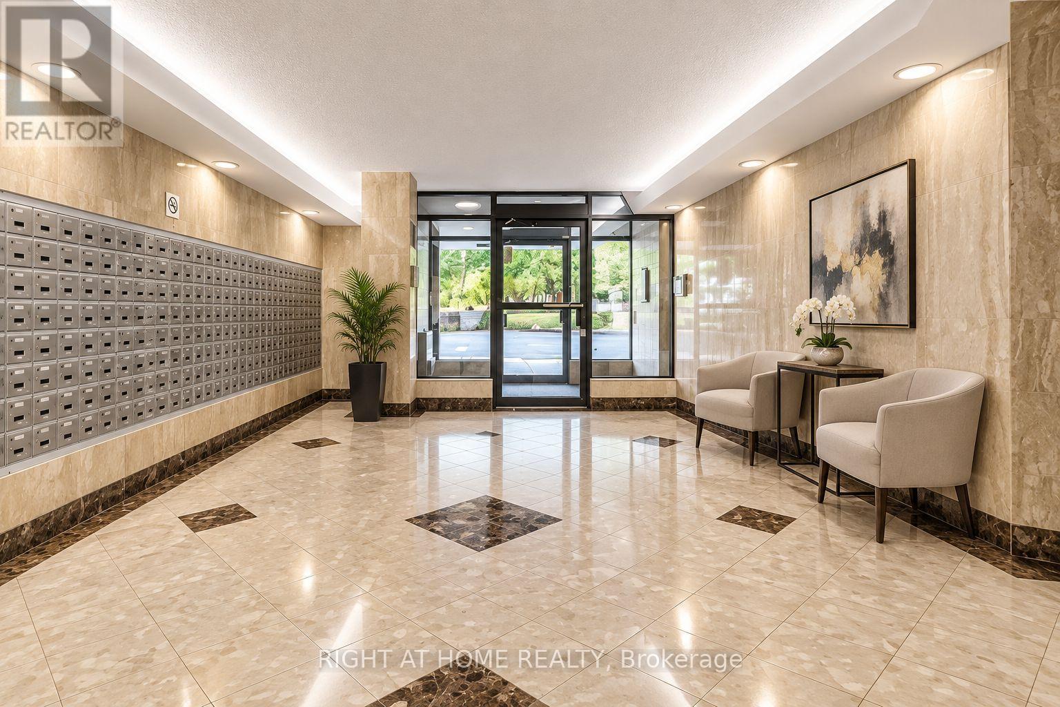 2212 - 205 Hilda Avenue, Toronto, Ontario  M2M 4B1 - Photo 3 - C13782762