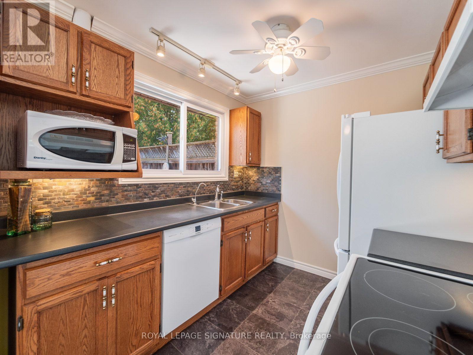 9 Birch Court, Aurora, Ontario  L4G 3K1 - Photo 22 - N13782756