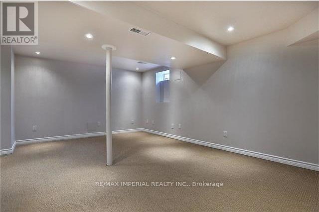 344 Riverstone Drive, Oakville, Ontario  L6H 7M3 - Photo 18 - W13782738