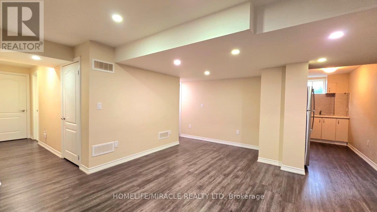 Lower - 91 Tysonville Circle, Brampton, Ontario  L7A 4B2 - Photo 4 - W13782772