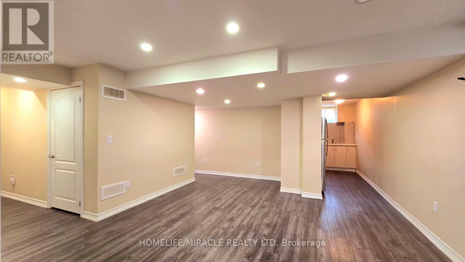 Lower - 91 Tysonville Circle, Brampton, Ontario  L7A 4B2 - Photo 5 - W13782772