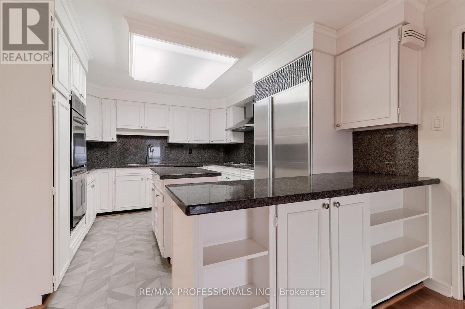 2205 - 1400 Dixie Road, Mississauga, Ontario  L5E 3E1 - Photo 13 - W13782774